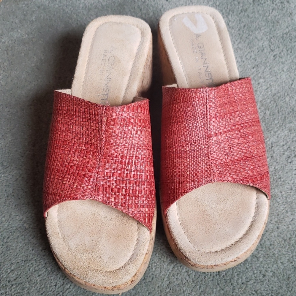 EUC Made in Italy A Giannetti Sz 8.5 coral wedge - Picture 1 of 6